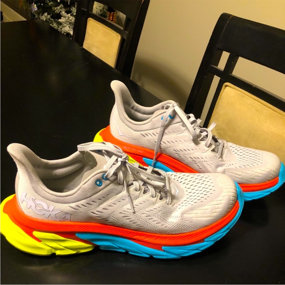 Men’s Clifton Edge